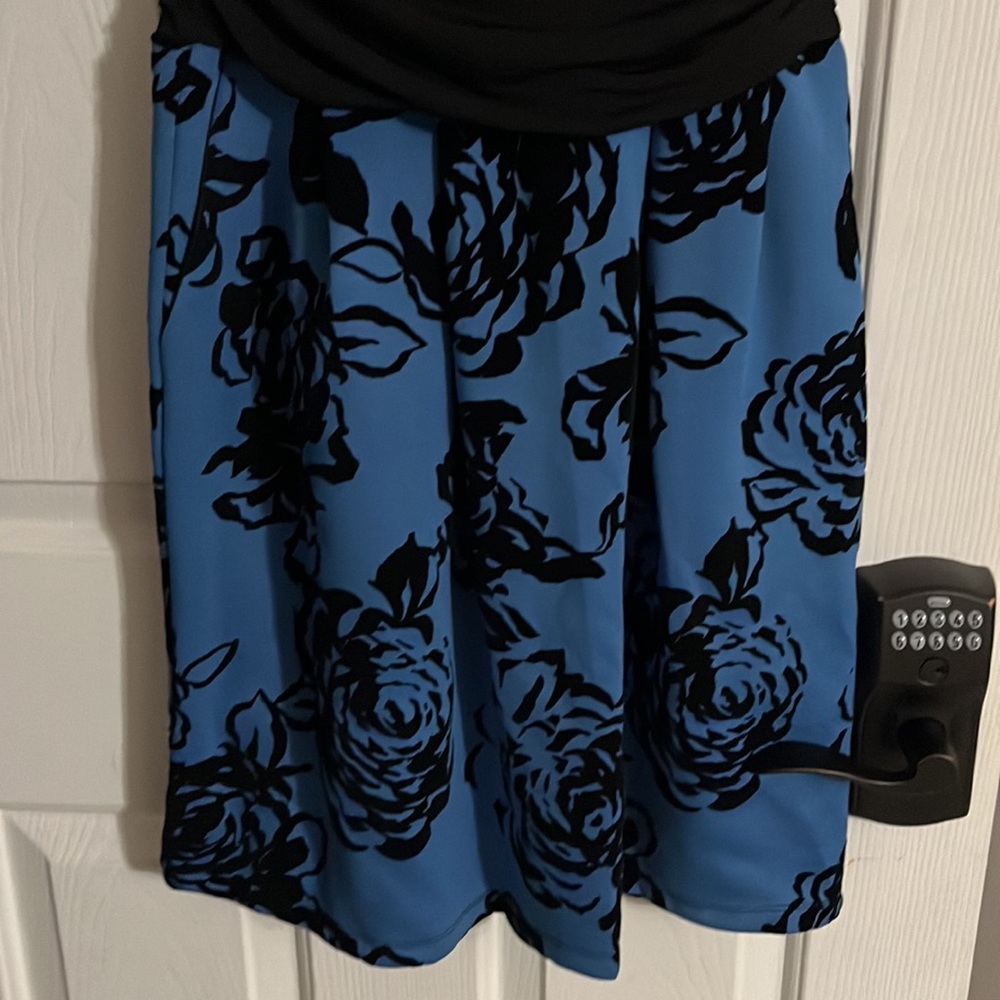 Spring Dress - Picture 4 of 7